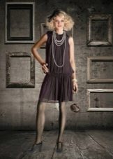 Black tights for a chocolate dress