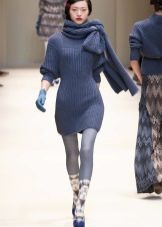 Blue tights for a blue dress