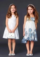 Simple summer dresses for a girl of 4 years old