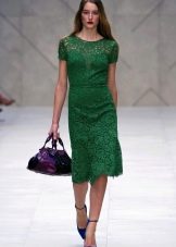 accessories for a lace office dress