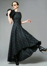 Shoes and hat for a dress in a cage on the floor
