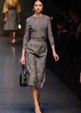 Bag for a gray dress in the style of the 60s