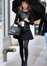 Black skirt sun