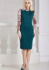 Sleeveless dress with contrast sleeves