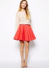Flared skirt in red