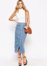 Denim pencil skirt below the knee