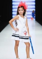 dress for a girl of 5 years in a nautical style