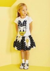 Summer dress for a girl of 5 years old with characters