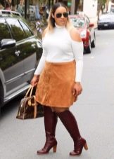 Below the knee flared skirt for plump