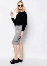 Back split skirt