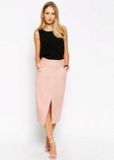 Slit straight skirt