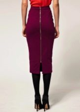 Slit pencil skirt