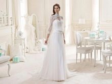 Wedding dress from Nicole Fashion Group closed