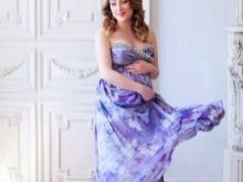 Lilac dress for a photo shoot of pregnant women
