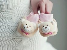 Booties for a photo shoot of a pregnant woman