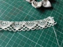 Making the center of lace