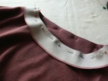 Sewing piping to the dress - step 3