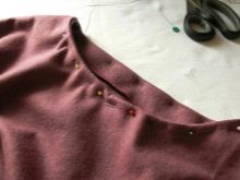 Sewing piping to the dress - step 4