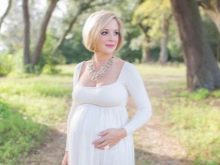 Beads for a photo shoot of pregnant women