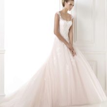 Pronovias의 엘리트 웨딩 드레스