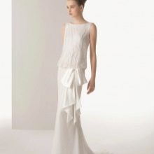 Straight modest wedding dress from Rosa Clara