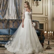 Lush wedding dress with bolero