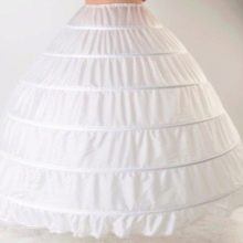 Wedding petticoat on rigid rings