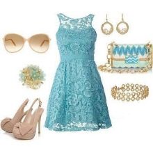 Beige accessories for a blue dress