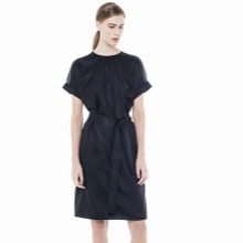 One-colored dress for the Pear figure (triangle)