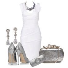 Gray accessories for a white sheath dress