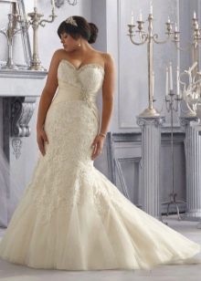 Wedding dress for fat brides