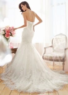 Above the waist wedding dress