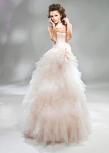 Lush wedding dress from Bogdan Anna