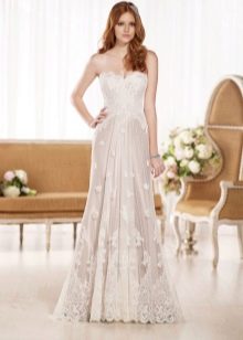 Lace wedding dress