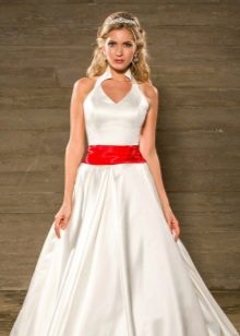 Robe de mariée trapèze avec ruban