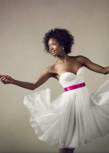Robe de mariée courte