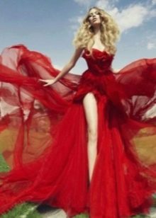 Red wedding dress for the second marriage