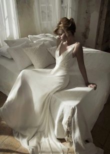 Elegant wedding dress