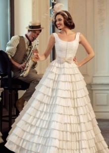 Wedding dress in vintage style from Tatiana Kaplun