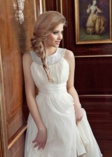 Wedding dress in a heroic style from Anna Bogdan