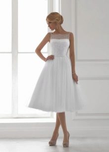 Midi wedding dress for figure hourglass