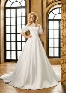 Lush closed wedding dress