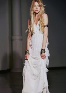 Hippie style in a wedding dress