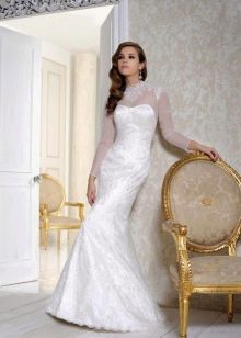 Straight wedding dress with sheer sleeves closed