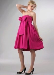 Red short dress for pregnant women