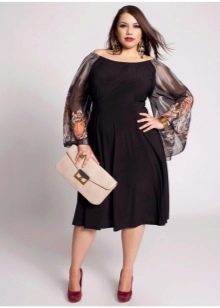 Evening dress with wide sleeves for plump