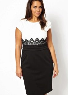 Evening dress for plump with lace trim