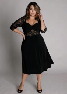 Short evening dress for plump with lace
