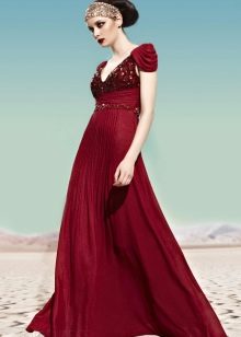Evening dress burgundy in the Greek style
