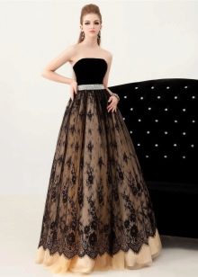 Black lace evening dress combined with contrasting backing